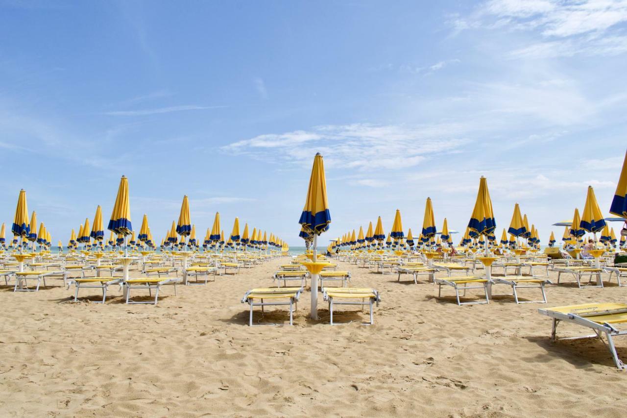 Appartamento Dalmazia 10 Lido di Jesolo Luaran gambar