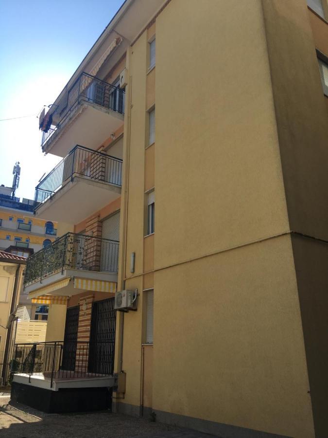 Appartamento Dalmazia 10 Lido di Jesolo Luaran gambar
